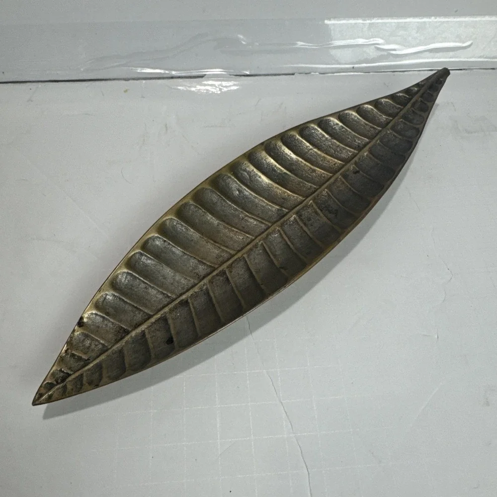 Vintage Solid Brass Leaf Shaped Trinket Dish Tray 10